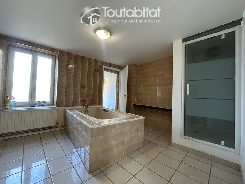 Maison Place de Mohon à Charleville-Mézières