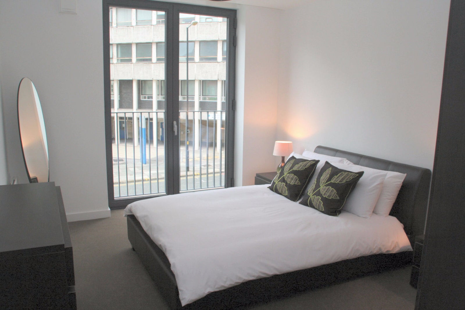 Flat Whitworth Street in Manchester
