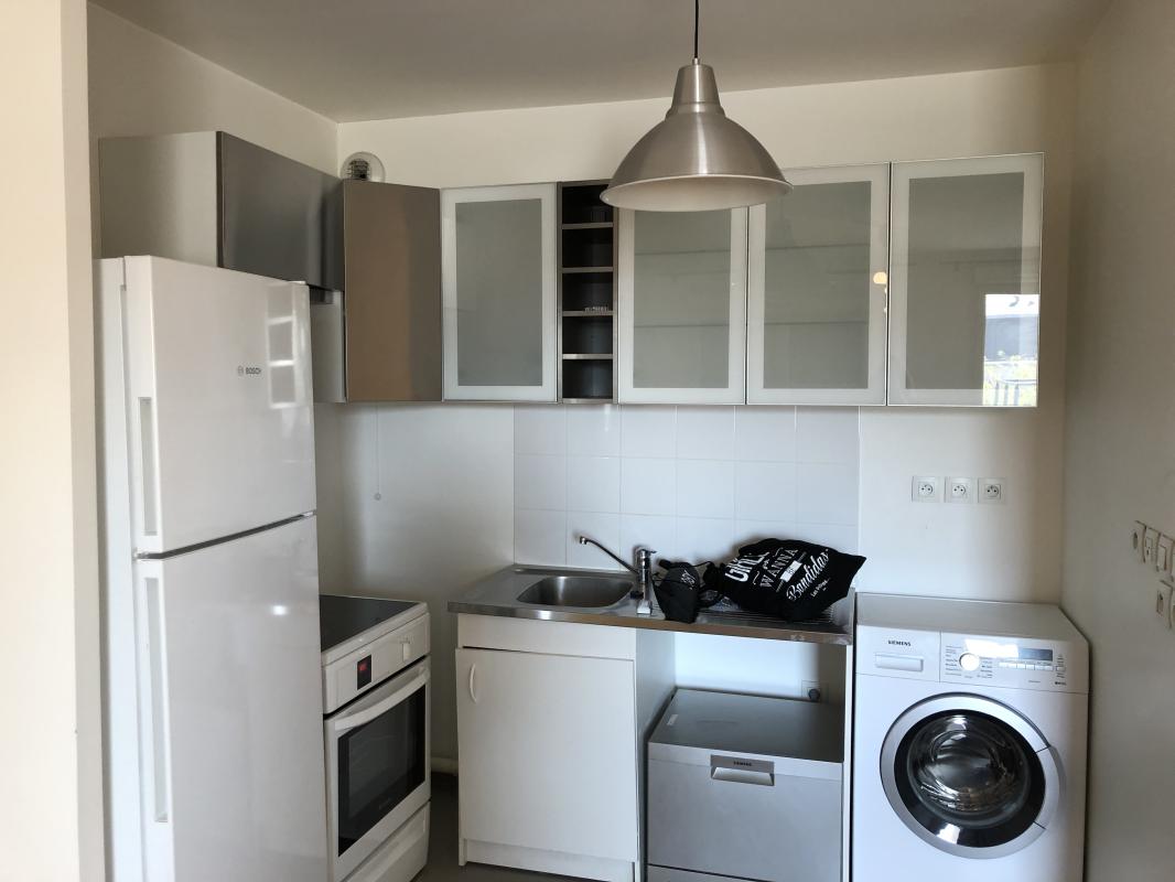 Flat Rue Voltaire in La Garenne-Colombes