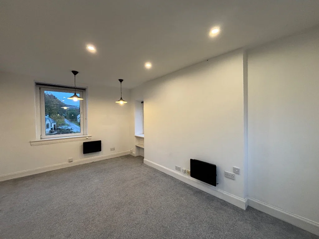 Flat Earlston Road in Stow