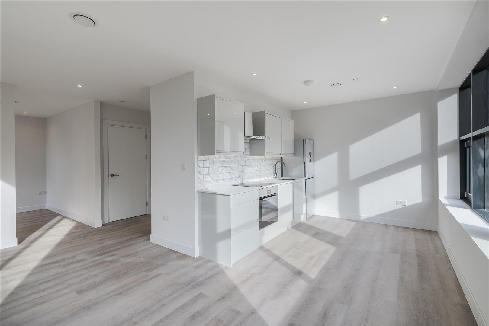 Flat Cowley Business Park in Greater London