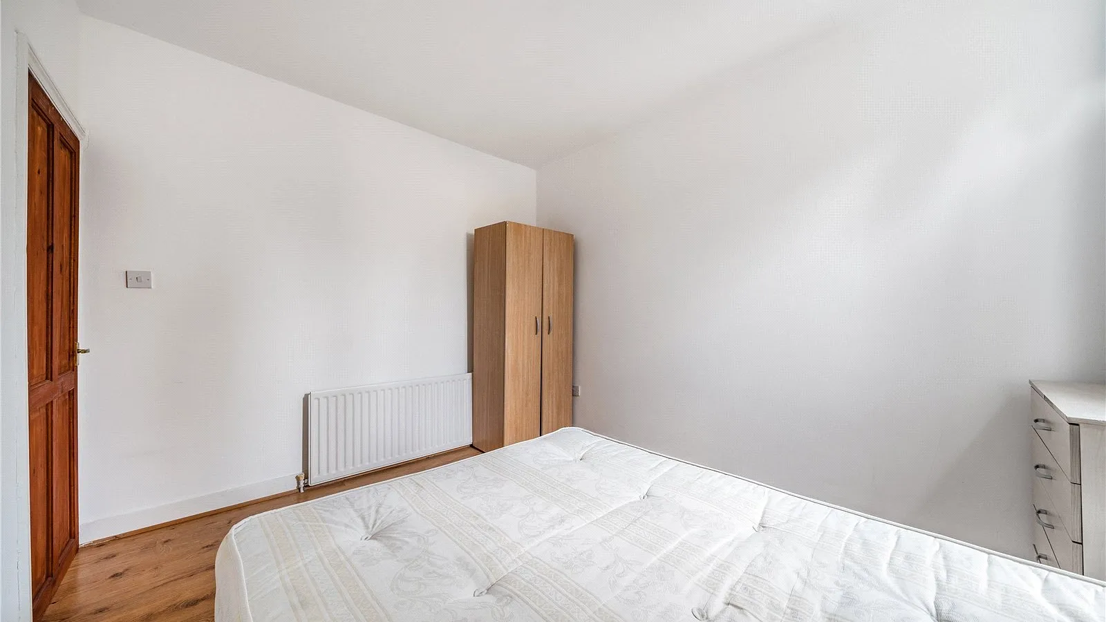 Flat Beresford Road in Greater London