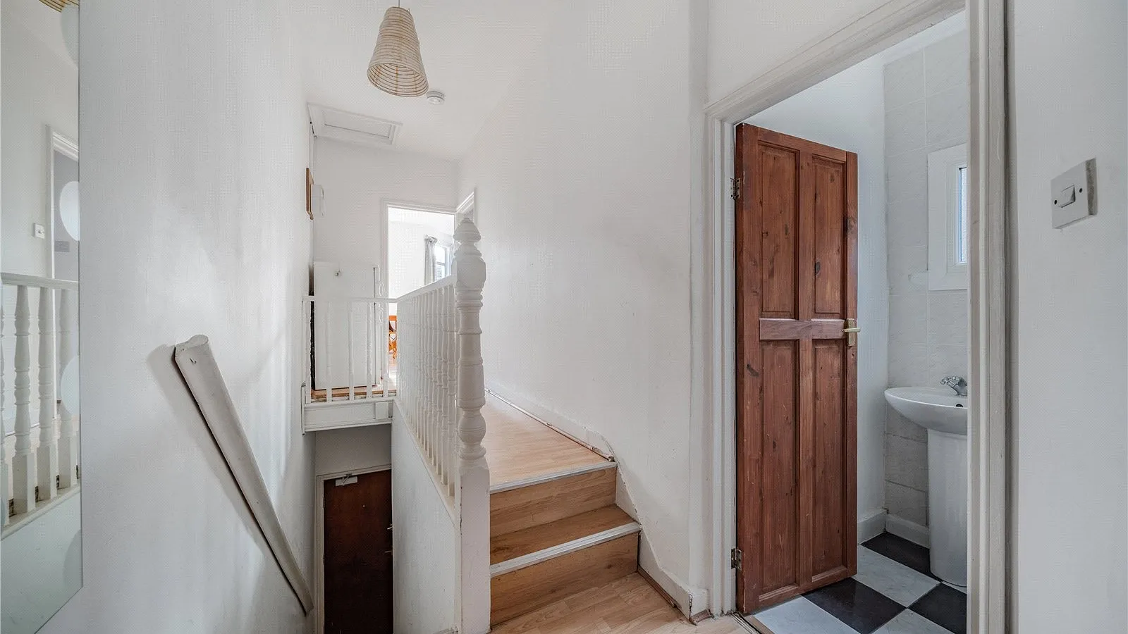 Flat Beresford Road in Greater London