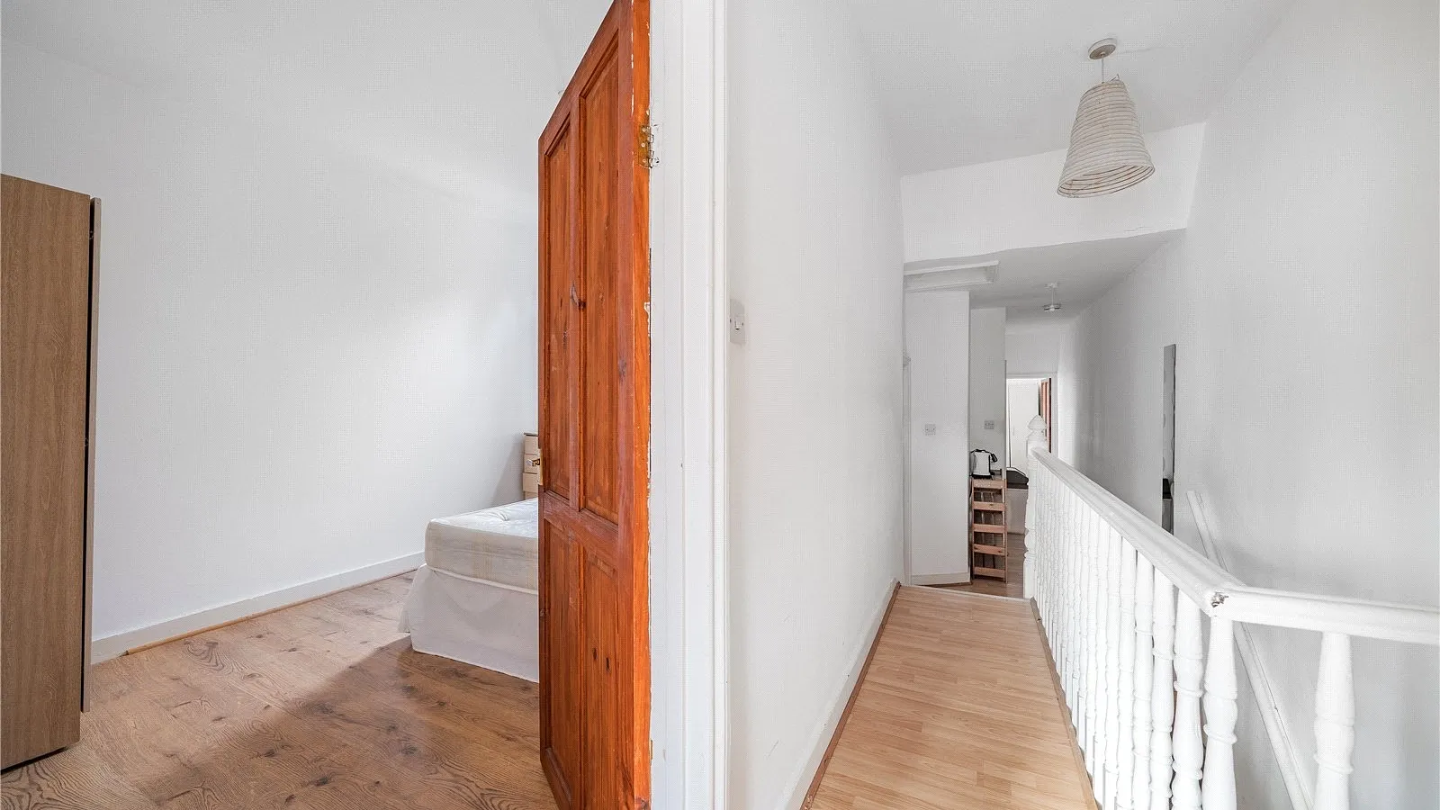 Flat Beresford Road in Greater London