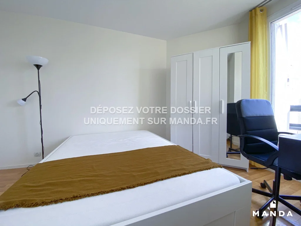 Room Rue Gaston Bonnier in Asnières-sur-Seine