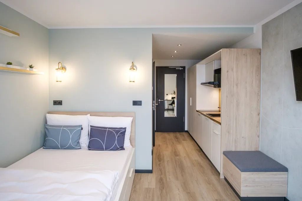 Wohnung Pestalozzistraße in Berlin