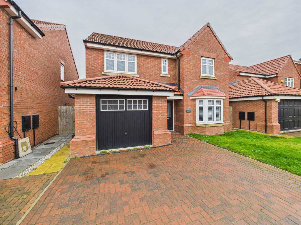 Flat Midfield Drive in Selby
