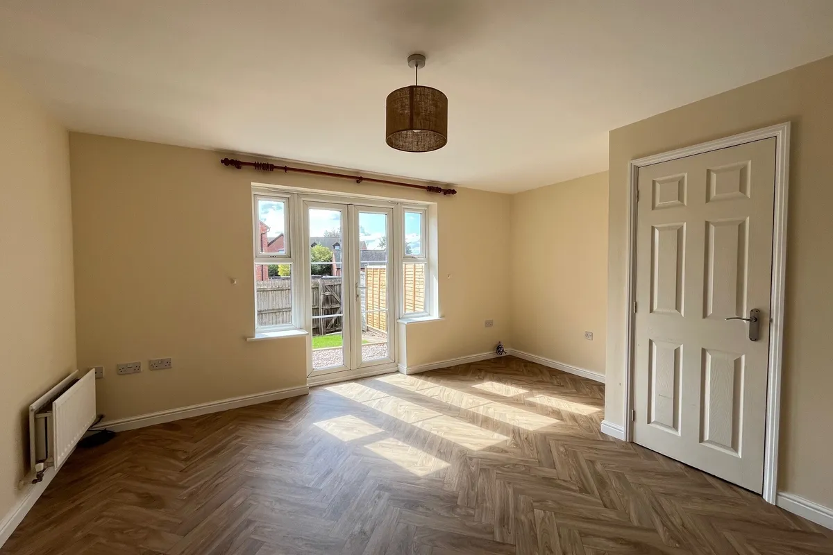 House Drovers Close in East Staffordshire