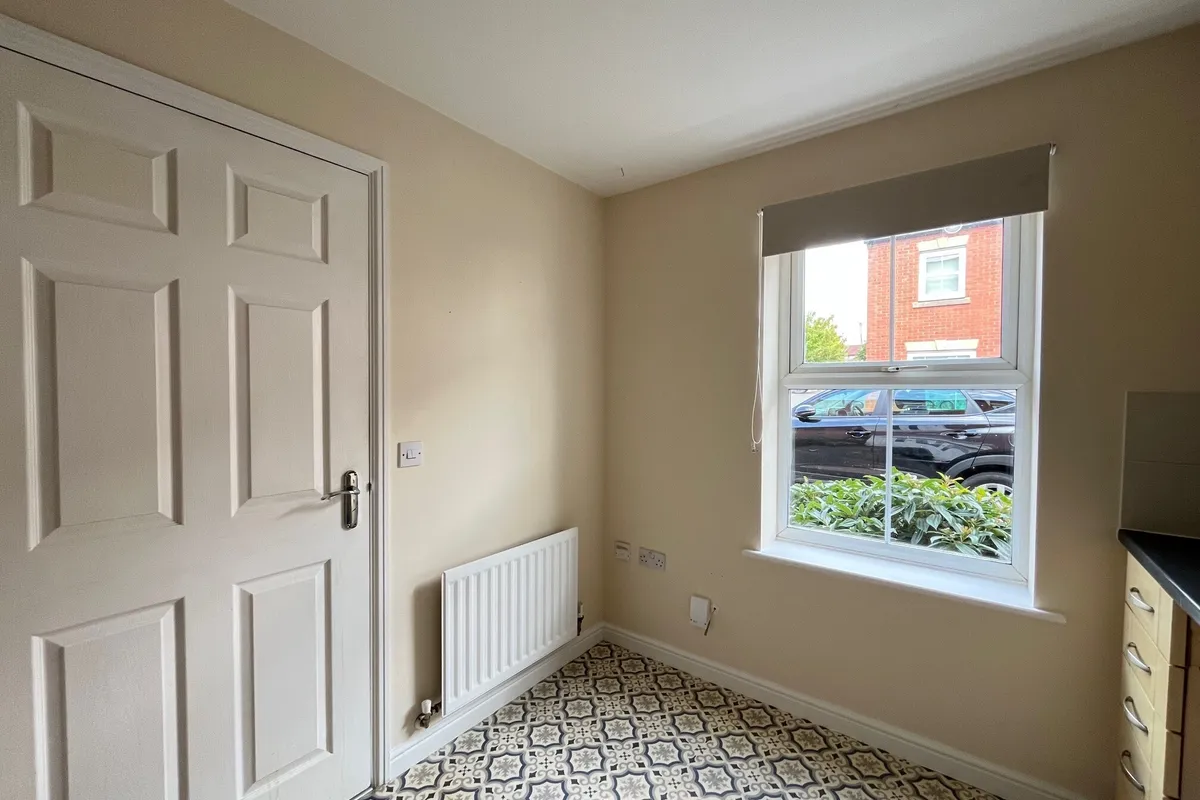 House Drovers Close in East Staffordshire