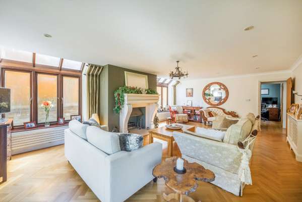House The Rise in Sevenoaks