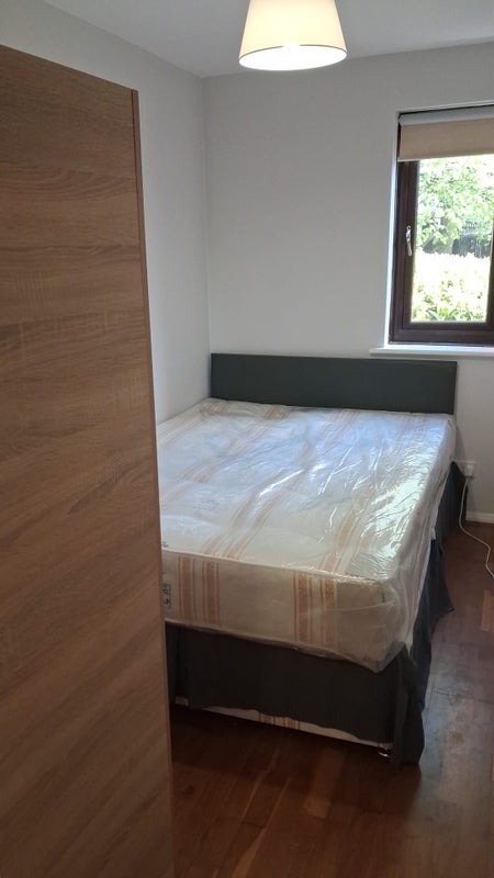 Room Carolina Close in Greater London