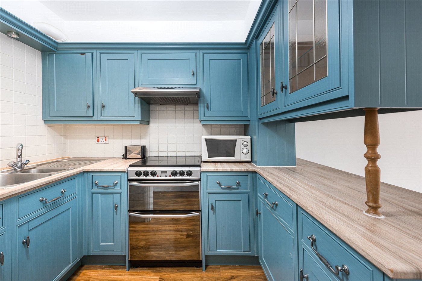Flat Warwick Way in City of Westminster