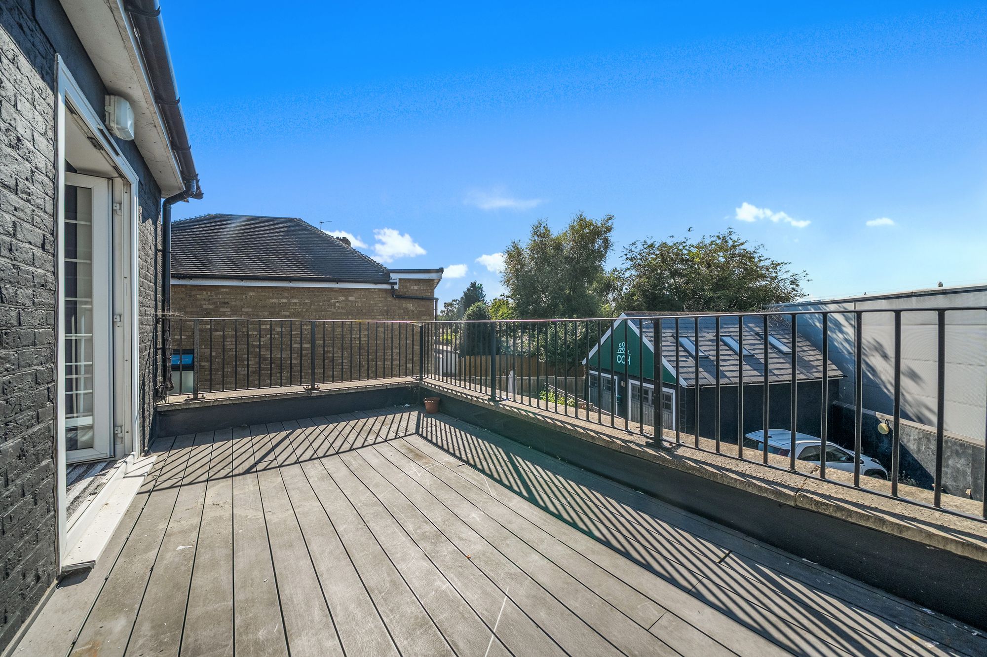 Flat Woodville Road in Maidstone