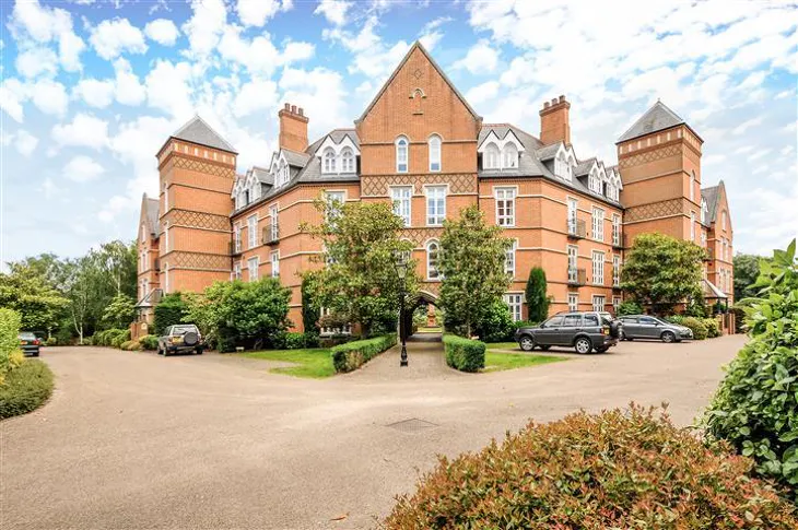 House Holloway Drive in Borough of Runnymede