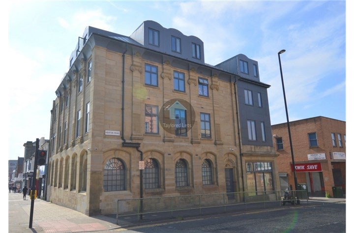 Flat Heaton Road in Newcastle upon Tyne