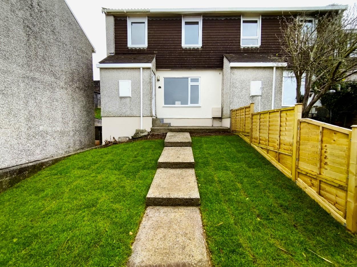 House Carew Pole Close in Truro