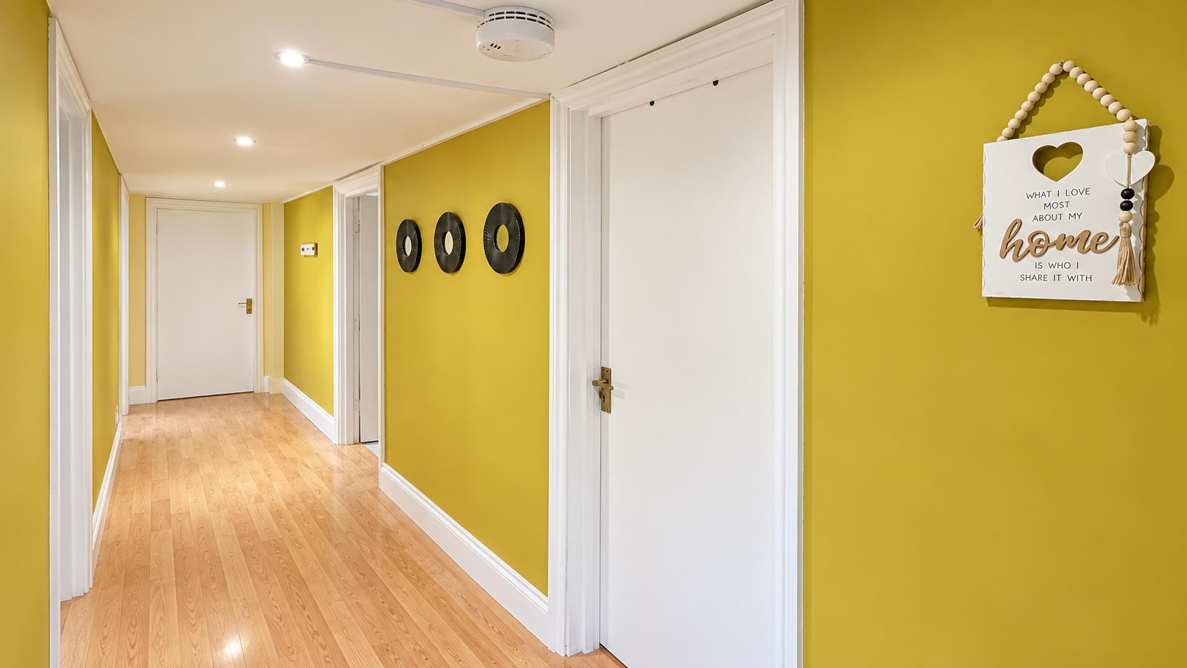 Flat West End Lane in Greater London