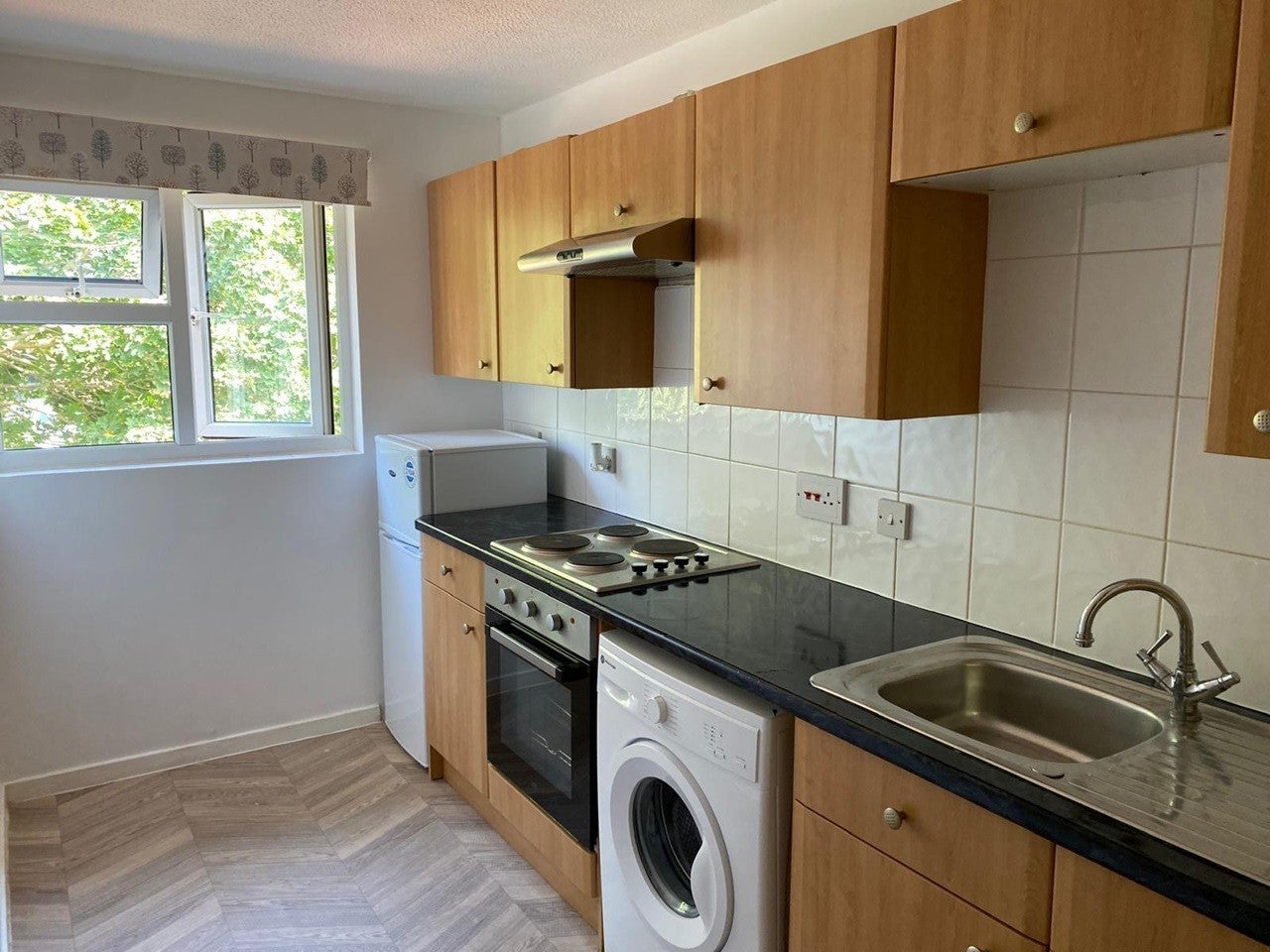 Flat Bromley Gardens in Dunstable
