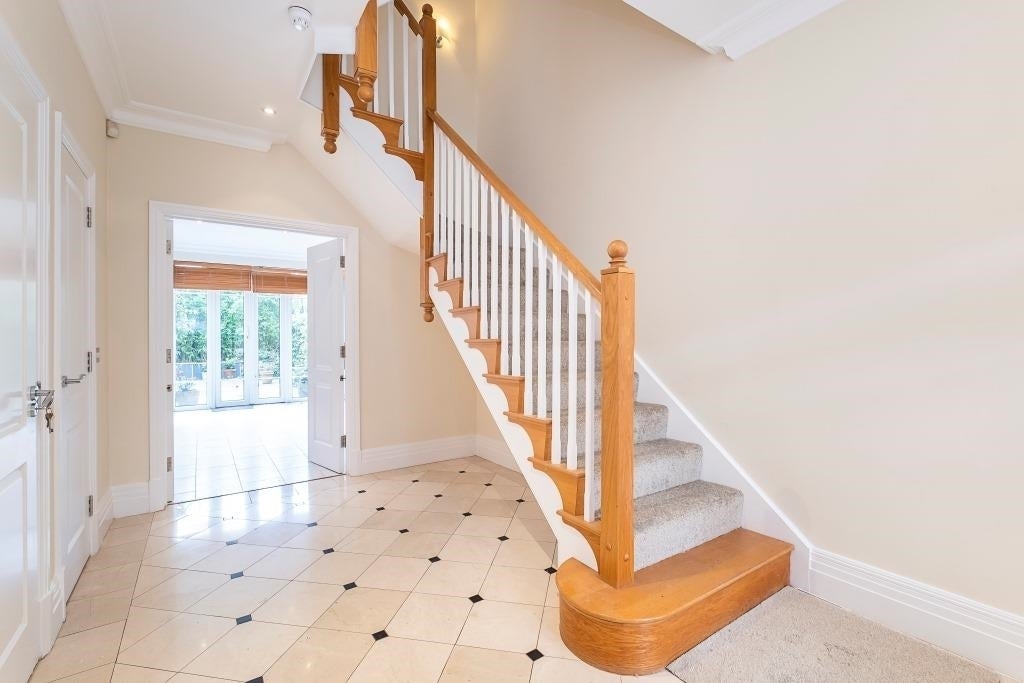 House Whitcome Mews in Greater London