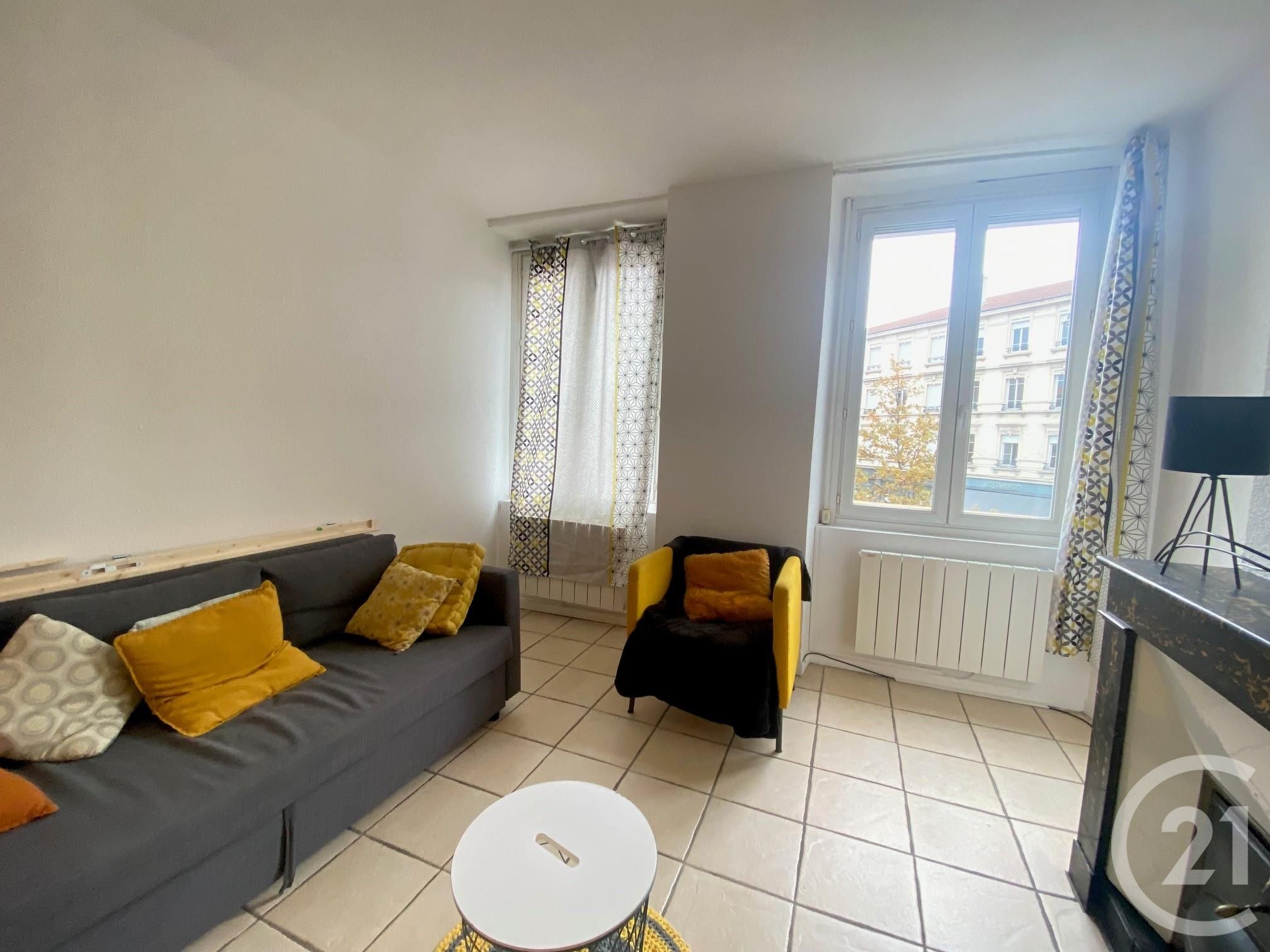 Appartement Place Fourneyron à Saint-Étienne