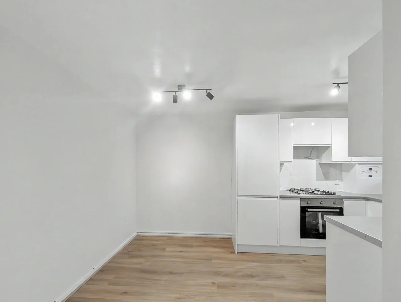 Flat Blackwell Close in Greater London