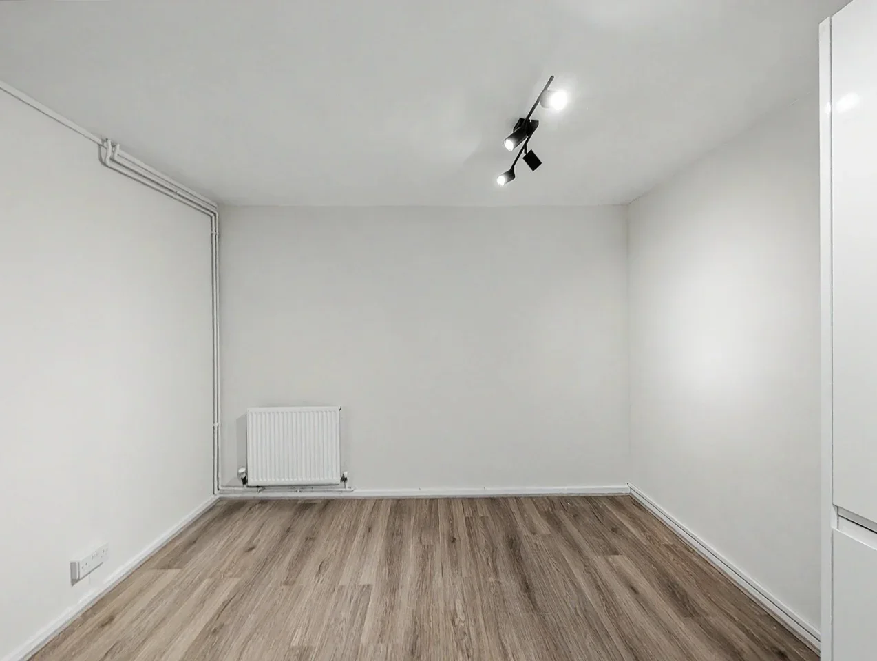 Flat Blackwell Close in Greater London