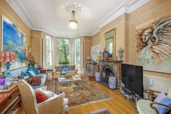 House Cambridge Park in Greater London