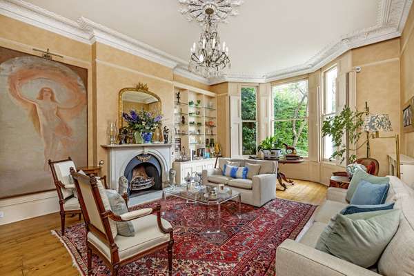 House Cambridge Park in Greater London