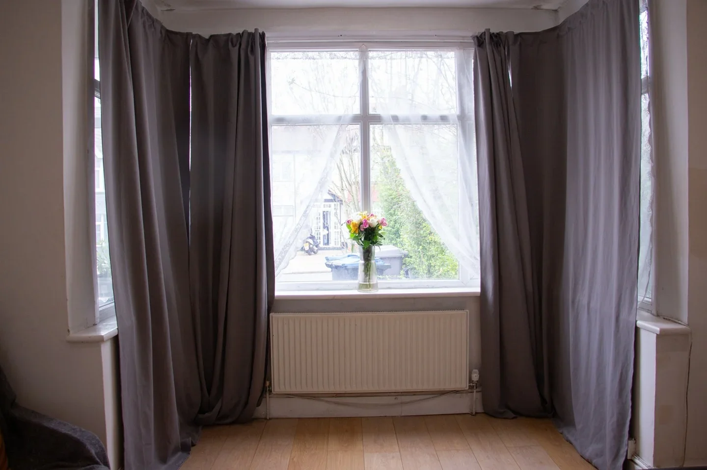 Room Clarendon Gardens in Greater London