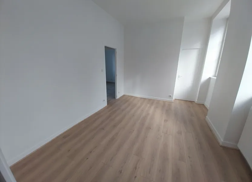 Appartement Rue Commandant Dugros à Saint-Yrieix-la-Perche