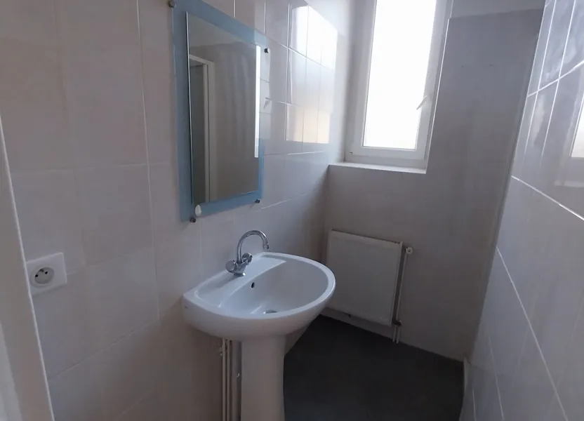 Appartement Rue Commandant Dugros à Saint-Yrieix-la-Perche
