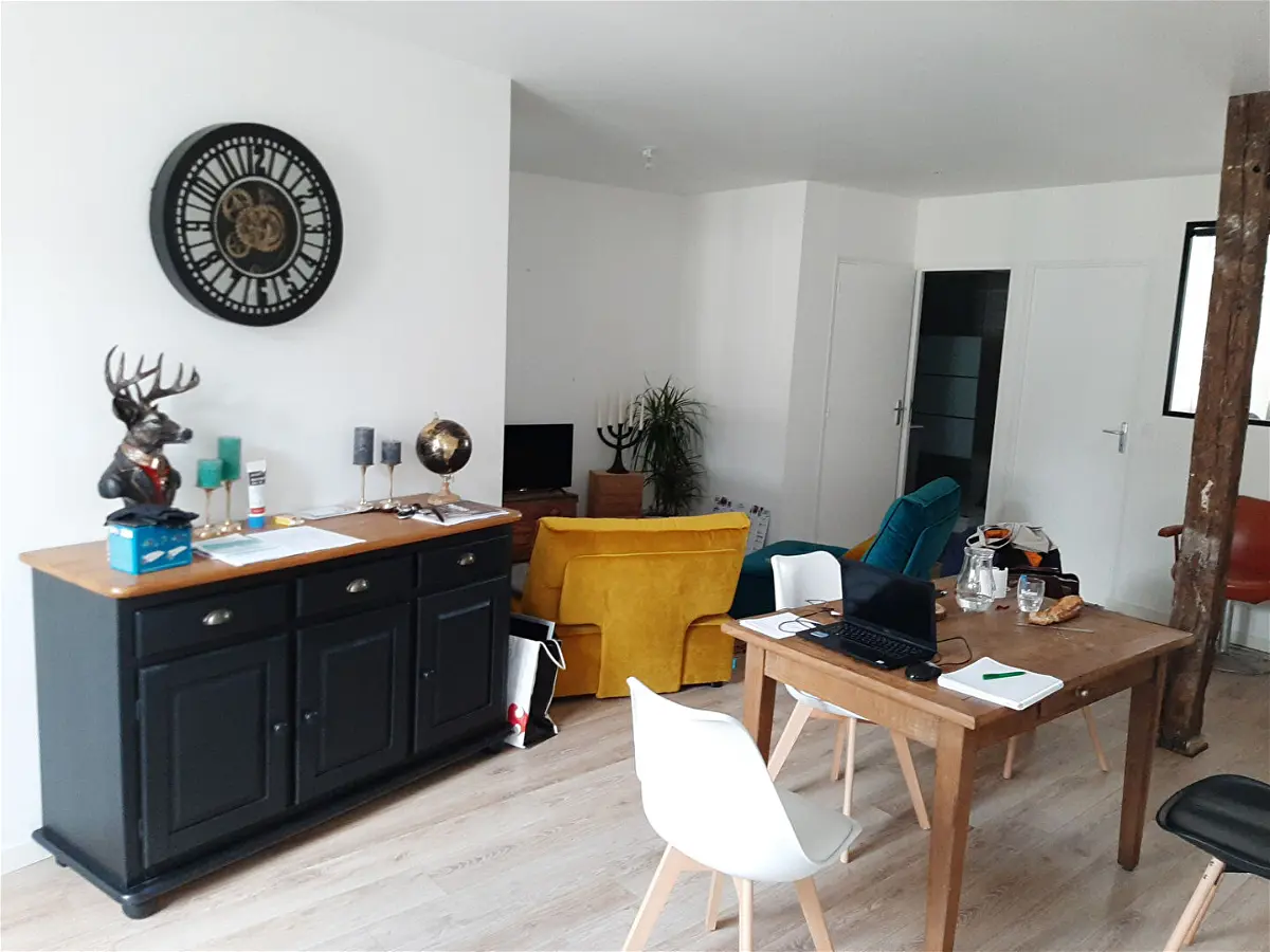 Flat Rue du Pont de Mayenne in Laval