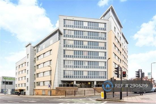 Flat Alexandria Road in Greater London