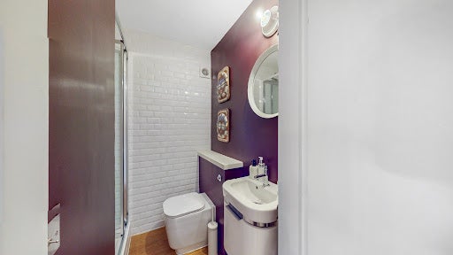 Flat Cornwall Gardens in Greater London