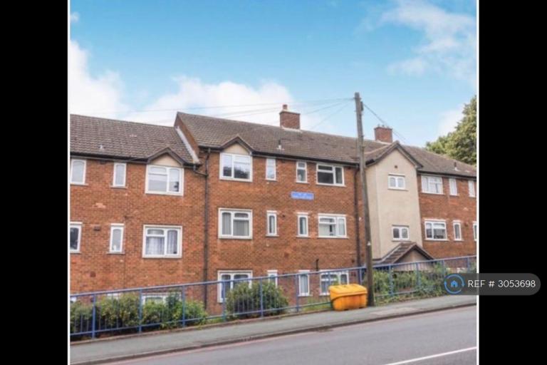 Flat Park Lane West in Sandwell