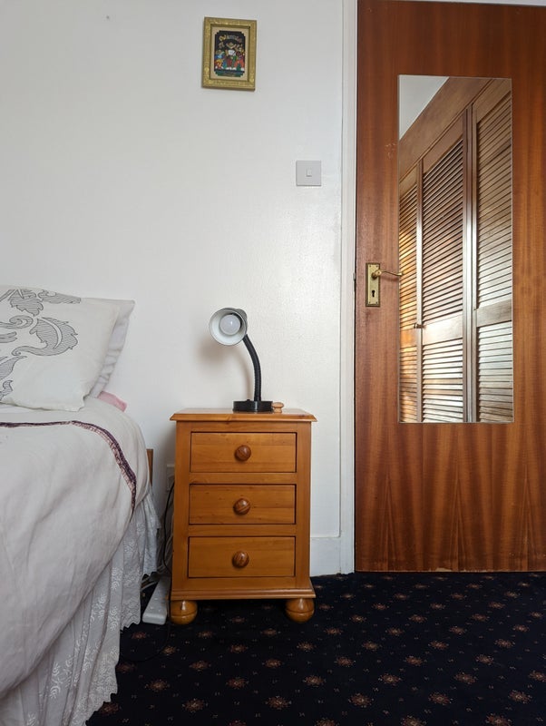 Room Devonshire Close in Greater London