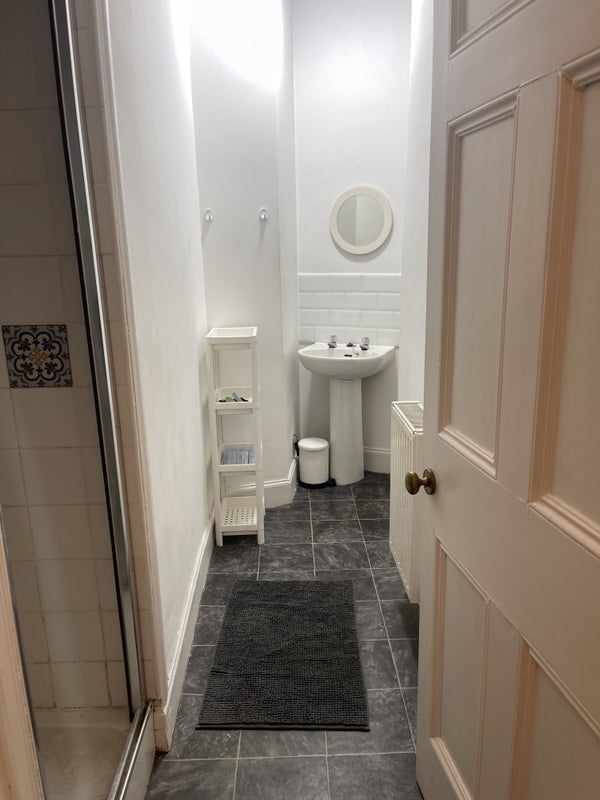Room Buccleuch Street in City of Edinburgh
