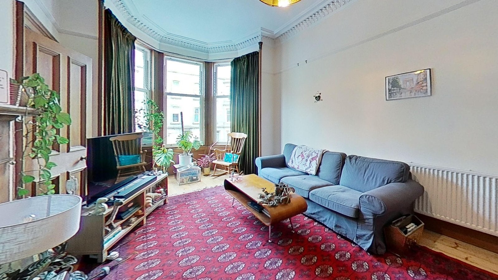 Flat Comely Bank Street in City of Edinburgh
