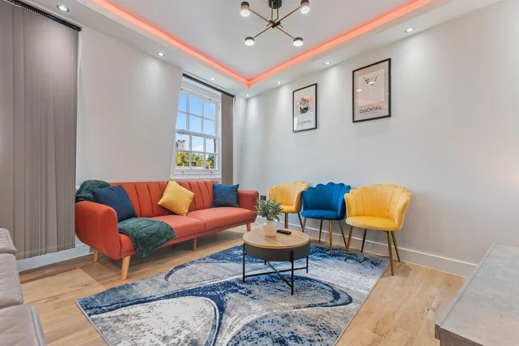 Flat Kennington Road in Greater London
