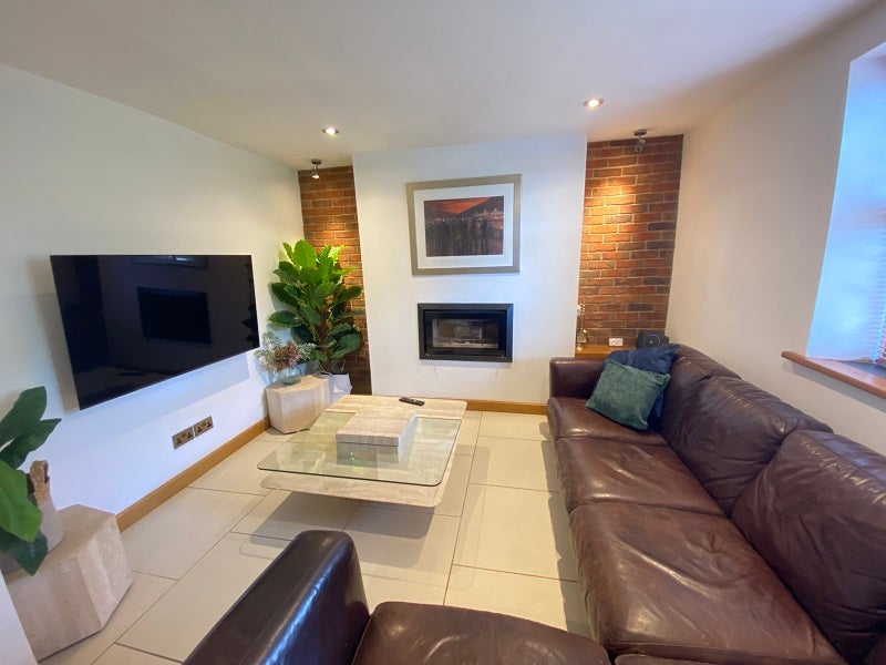 House Cae Banc in Swansea