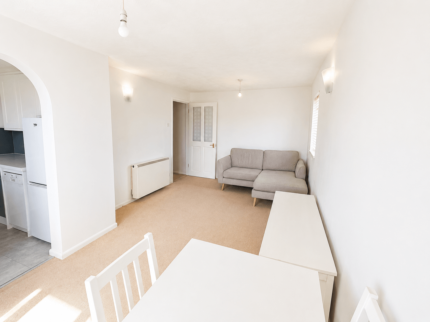 Flat Brimfield Road in Purfleet-on-Thames