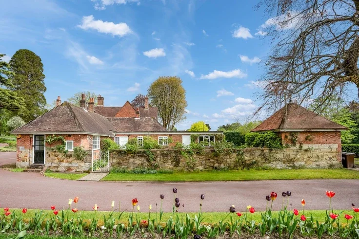 House The Drive in Wealden