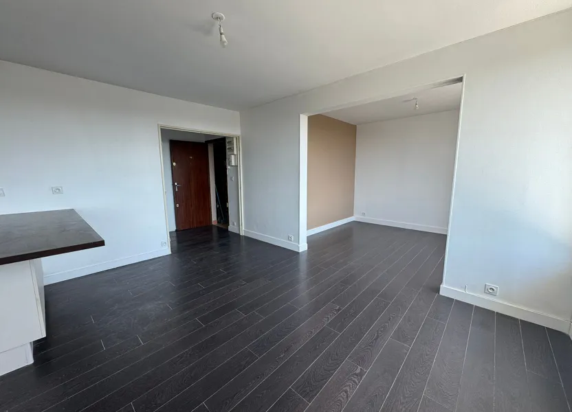 Flat Rue Jack London in Fleury-les-Aubrais
