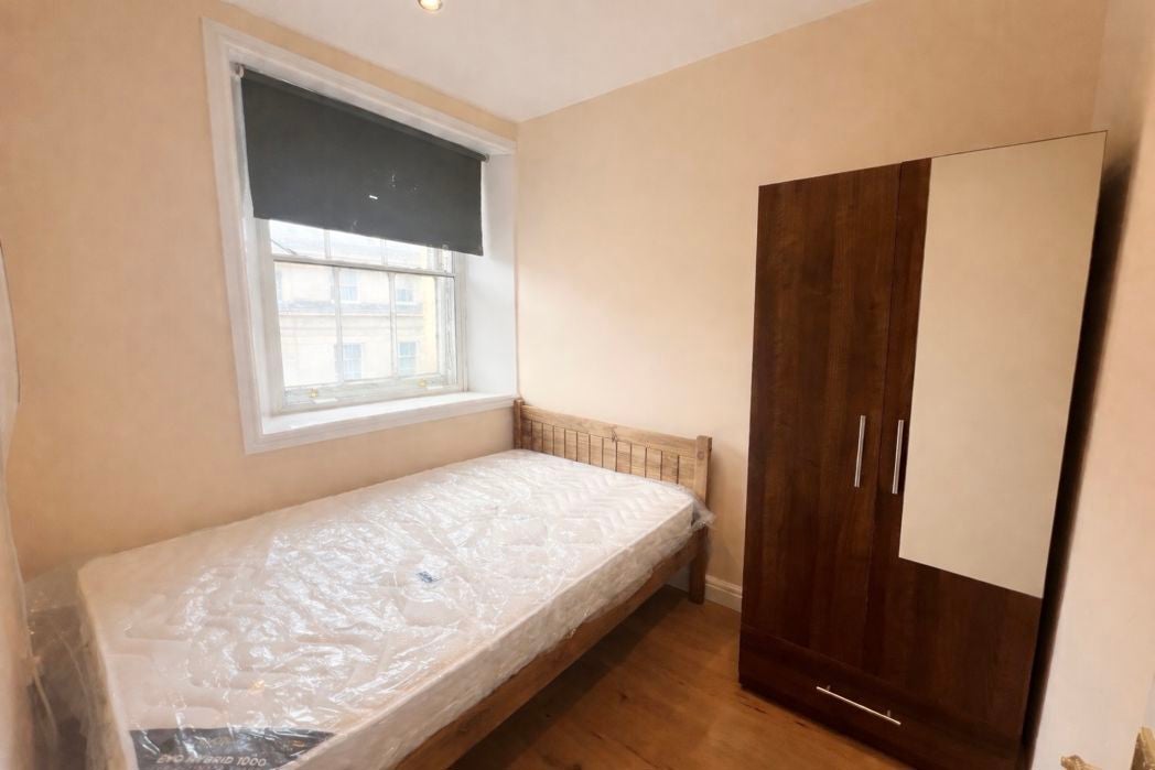 Flat Westgate Road in Newcastle upon Tyne