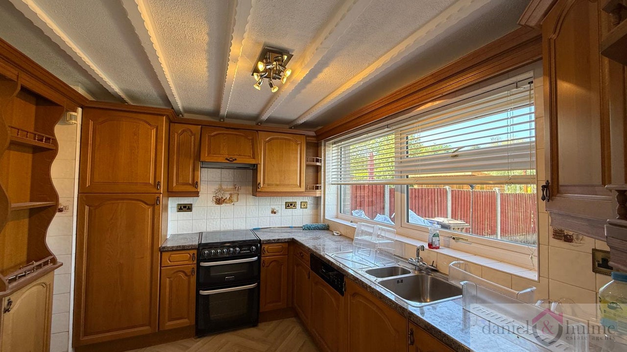 House Coopers Close in Staffordshire Moorlands