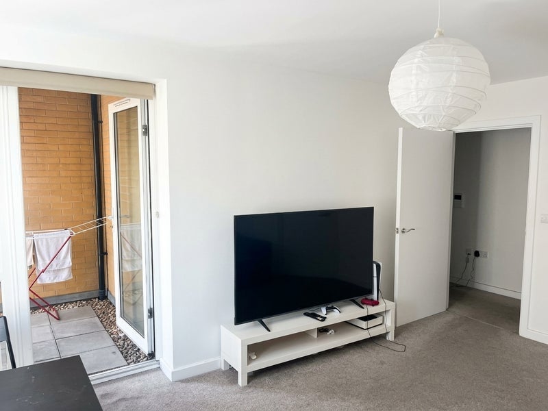Room Hatcliffe Street in Greater London