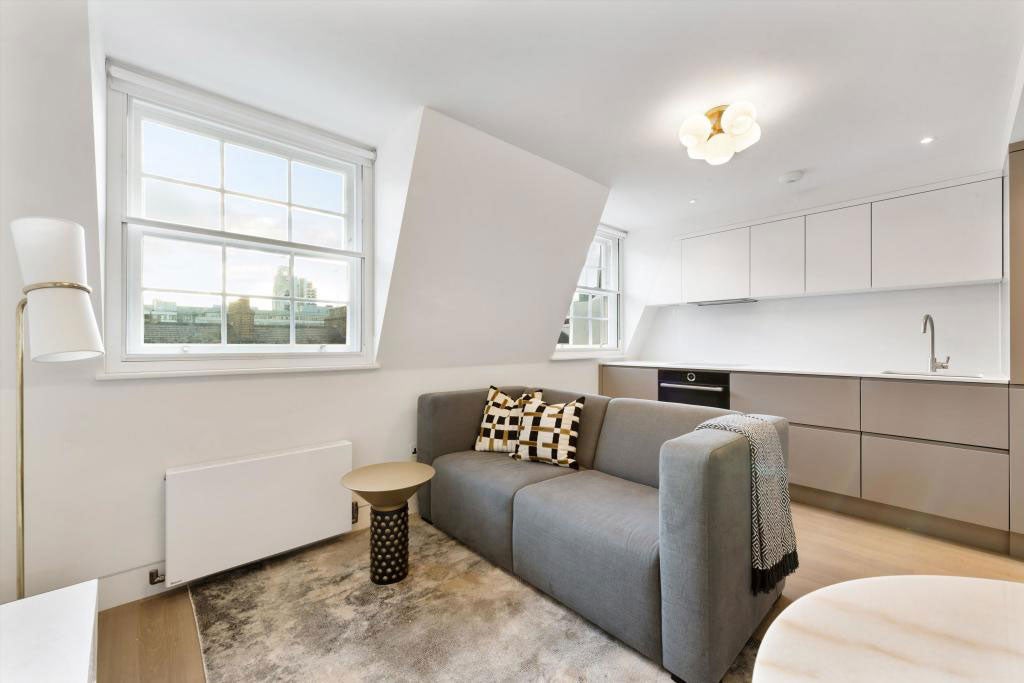 Flat Ebury Street in London