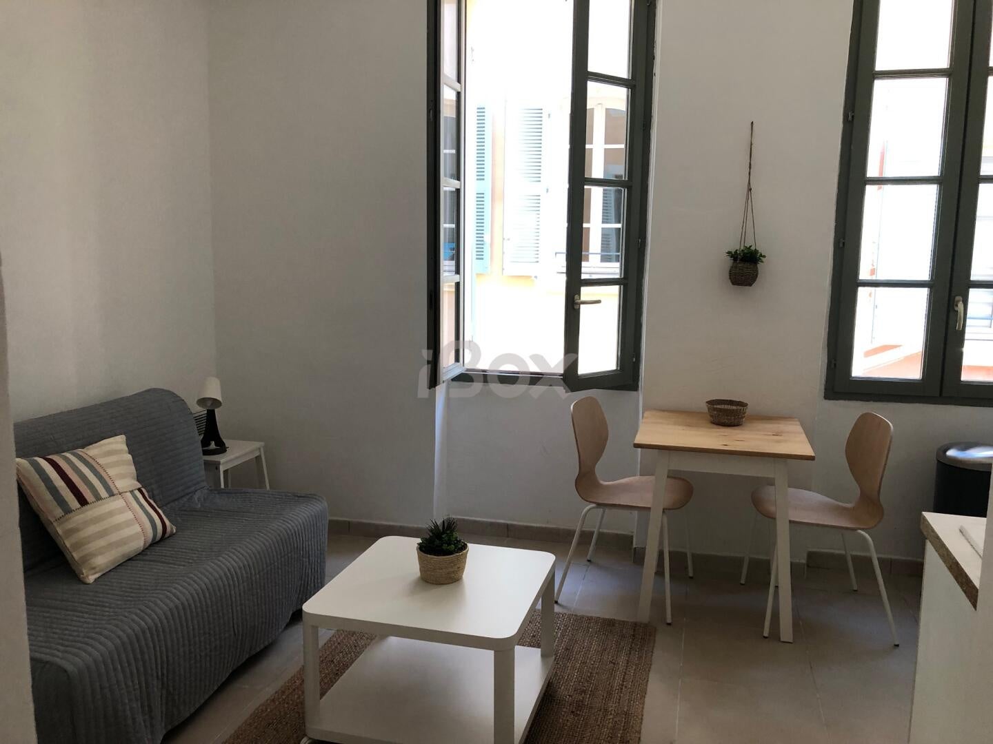 Room Rue du Noyer in Toulon