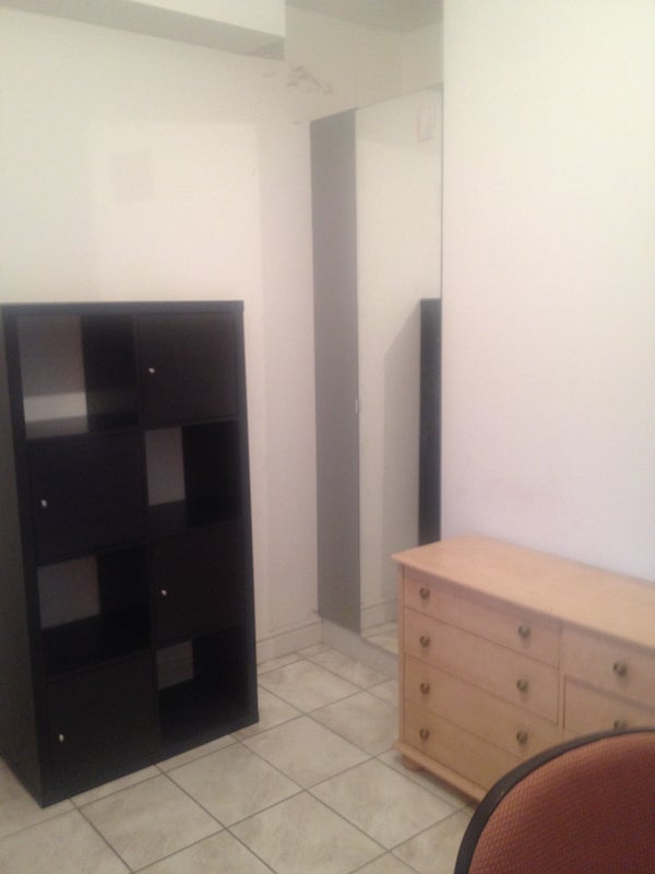 Room Knebworth Avenue in Greater London
