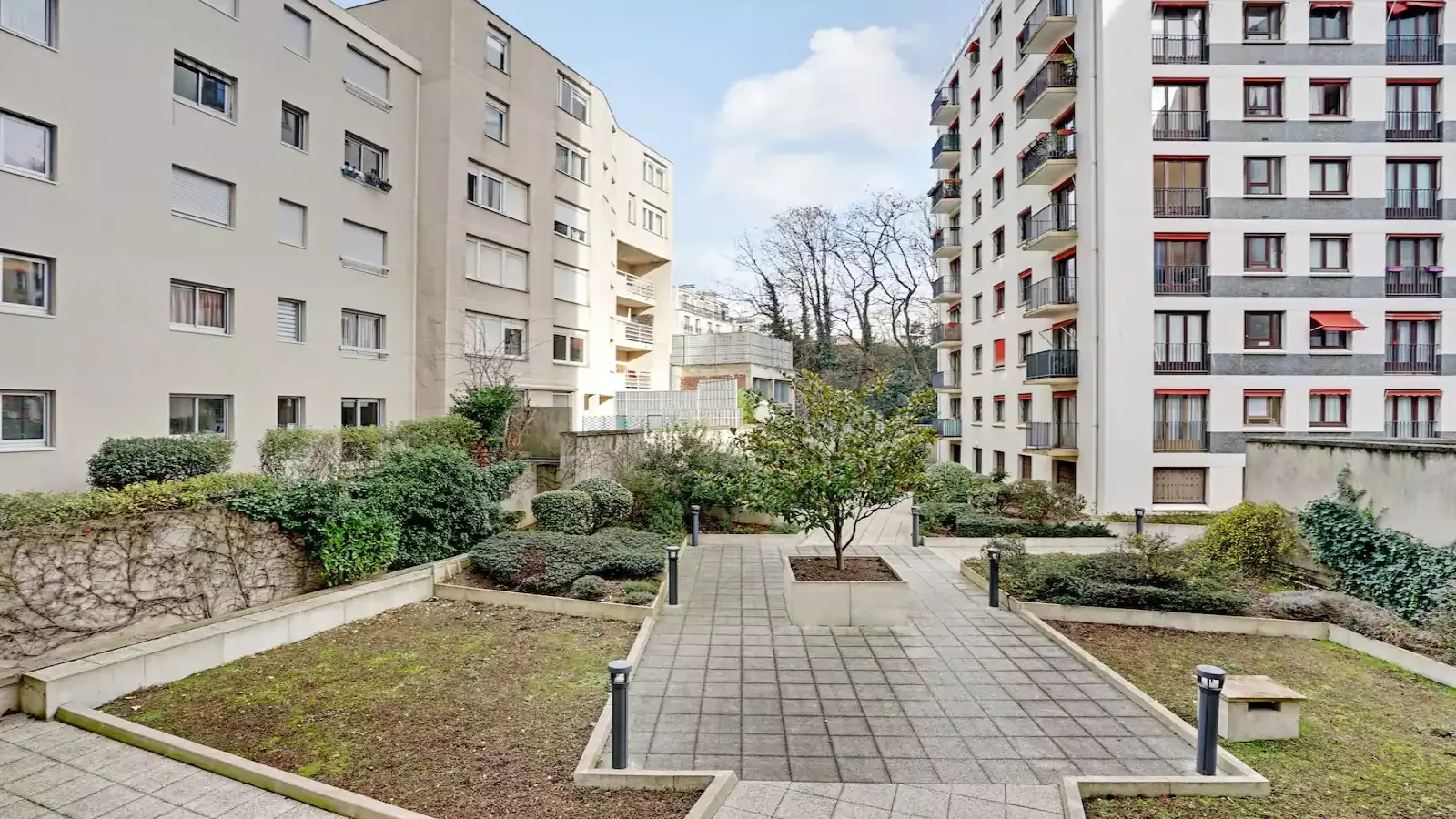 Appartement Rue du Hameau à Paris